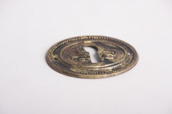 Sleutelplaat ovaal met leeuw brons antiek 45mm