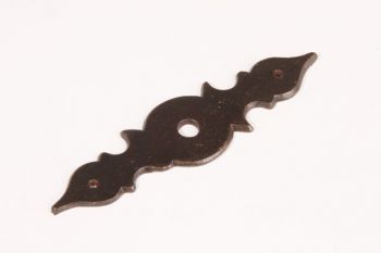 Achterplaat 28mm roest voor knop 104mm lang