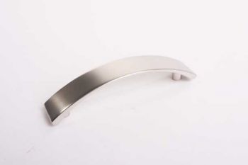 Moderne keukengreep gebogen geborsteld nikkel - RVS-look 96mm, 128mm, 160mm en 192mm