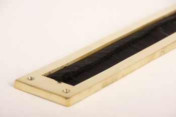 Tochtwering messing polijst met zwarte borstel 350mm