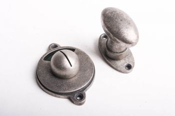 WC sluiting 5mm met klein venster zilver antiek met ovale knop en ovale rozet en met groen rood indicatie
