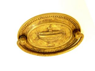 Klassieke greep voor lades brons antiek messing 57mm