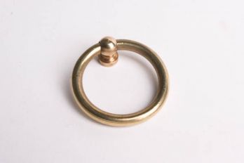 Ringgreep messing polijst 40mm diameter 4mm dik met boutje