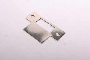 Sluitplaat blinkend nikkel voor loopslot gemaakt van messing 72x44mm