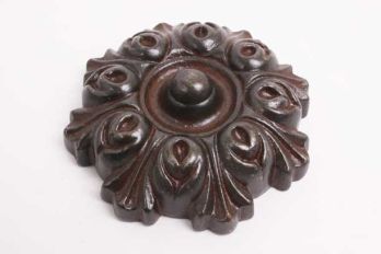 Muurrozet roest of metaal grijs gietijzer sierrozet 100mm M6