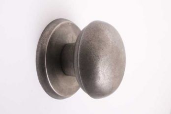 Deurknop zilver antiek voor voordeur met rozet rond 80mm